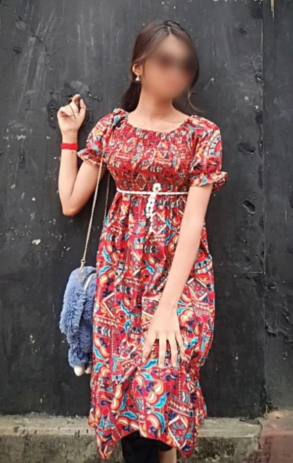 Asha Real Meet Cam Show – Indian escort in Hyderabad — 4 / 5