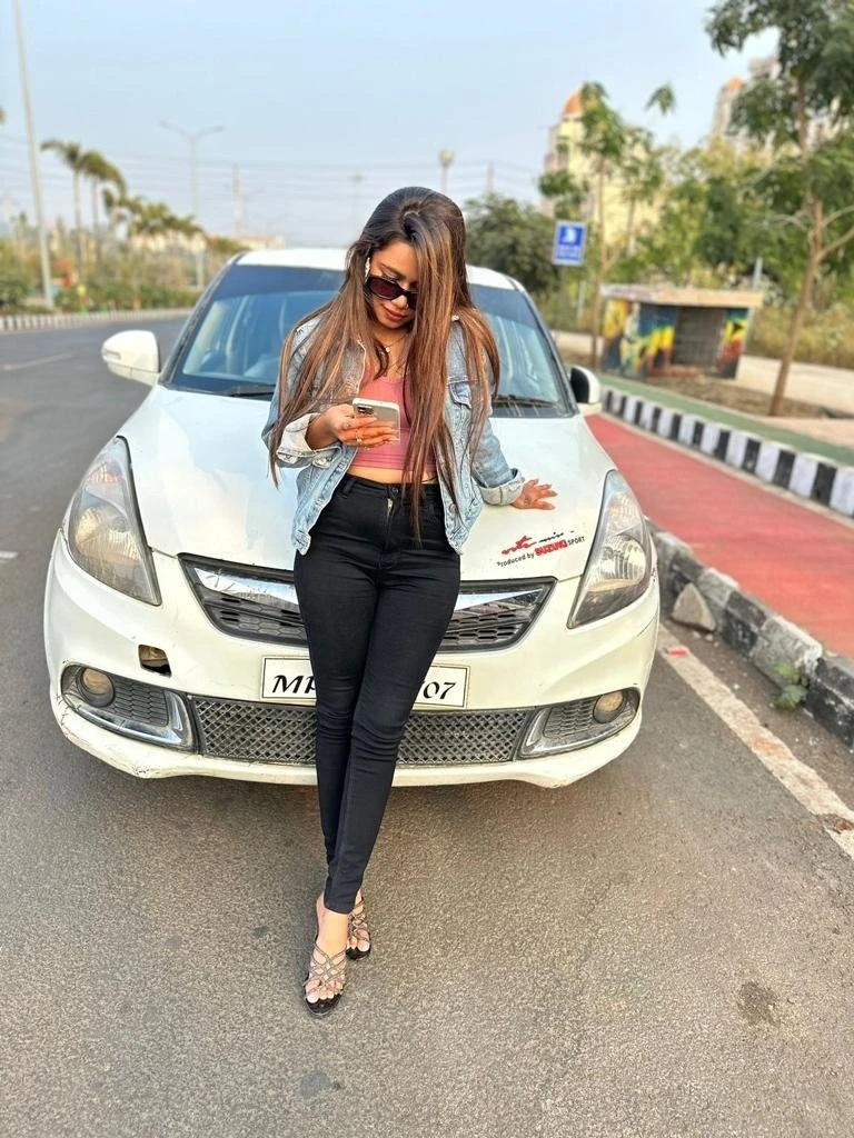 Book sexy independent high profile – Indian escort in Hyderabad — 2 / 4