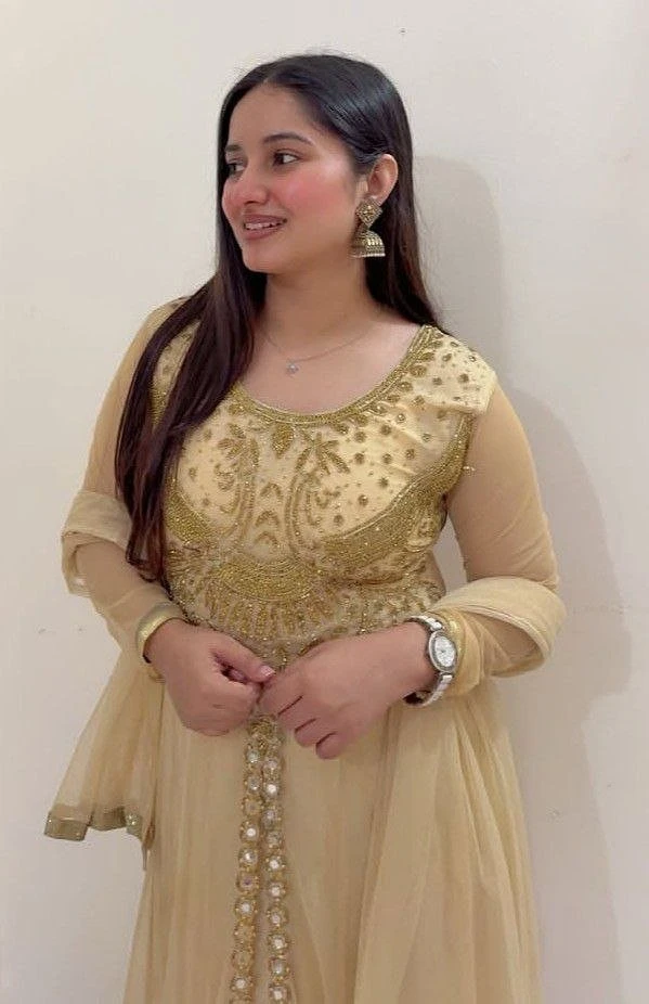 Vip Escort Available – Indian escort in Kochi — 2 / 4