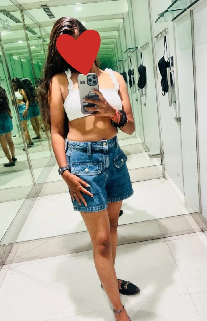 Priya – Indian escort in Pune — 3 / 14
