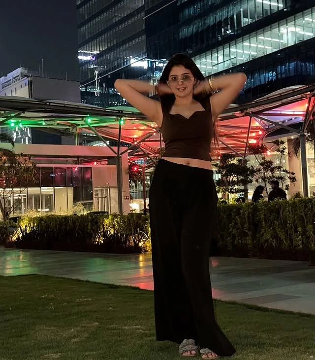 Vip Escort Service – Indian escort in New Delhi — 4 / 7