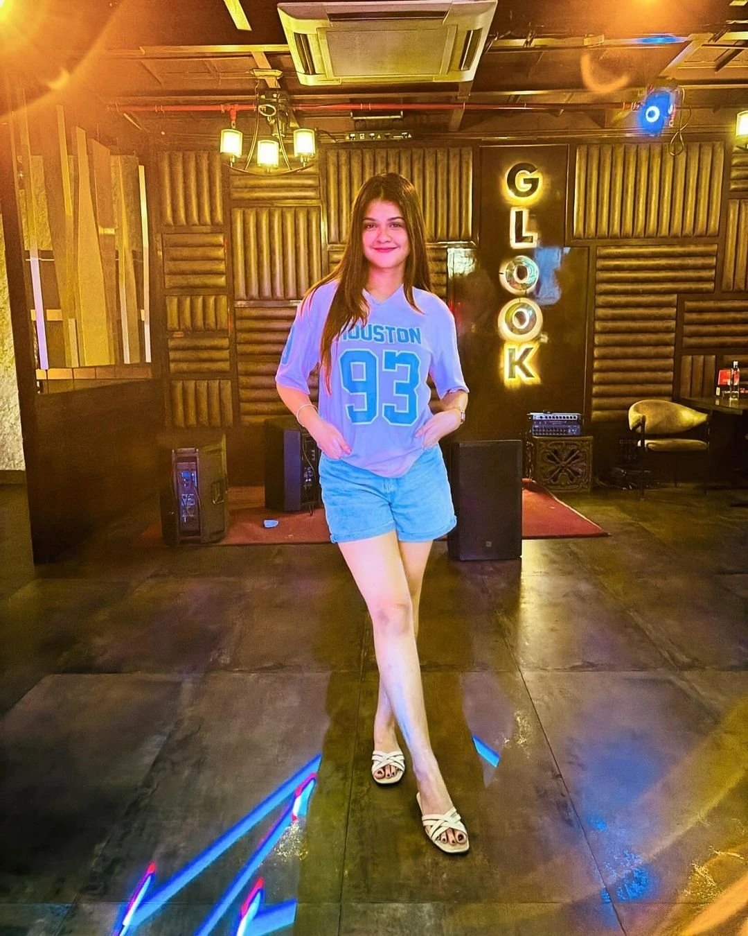 MYSELF SERVICE SONIYA DAS – Indian escort in Kolkata — 3 / 7