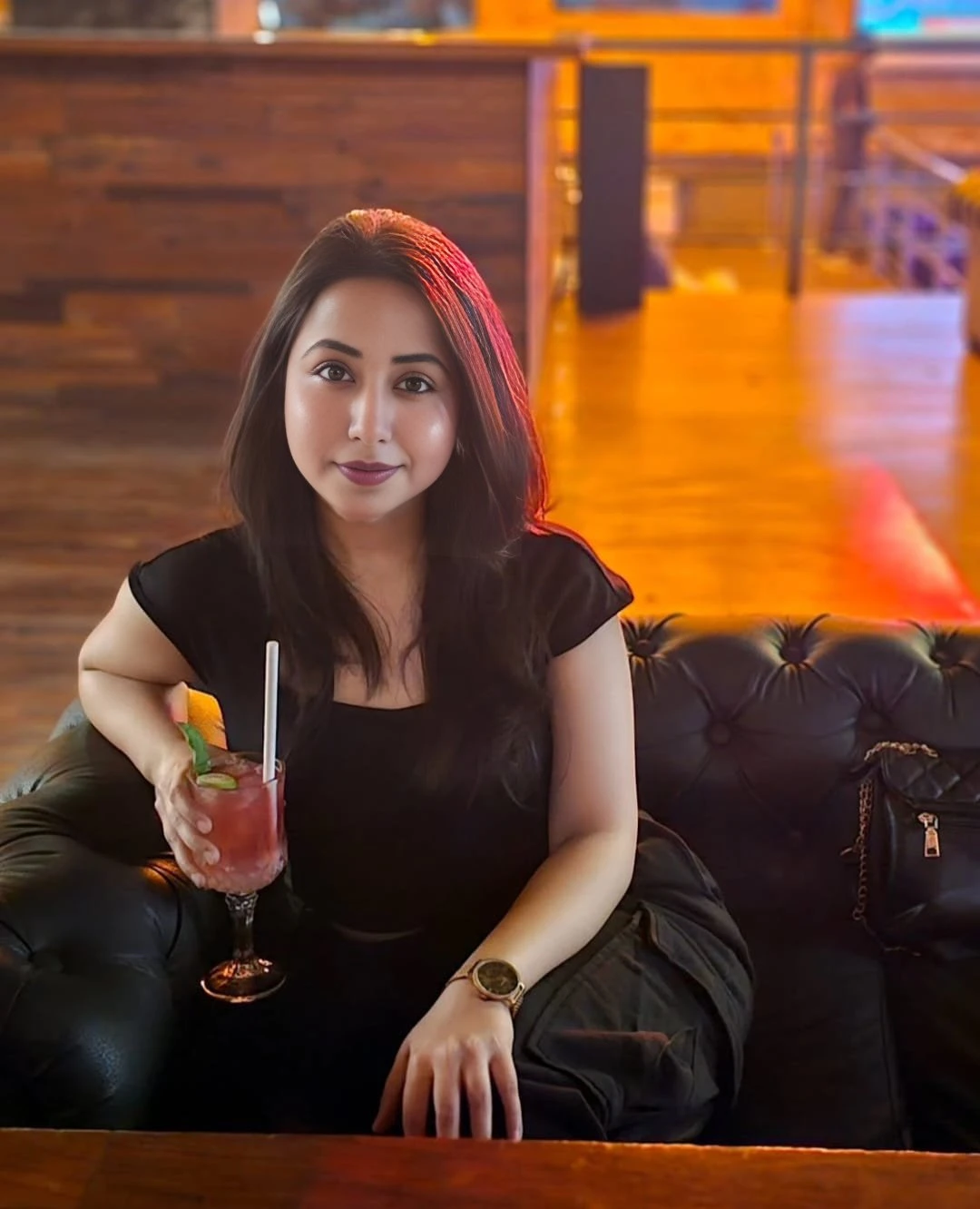 𝐈'𝐦 𝐡𝐞𝐫𝐞 𝐟𝐨𝐫 𝐰𝐞𝐛𝐜𝐚𝐦 – Indian escort in Pune — 5 / 6