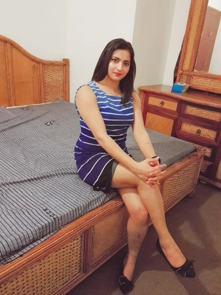 Mahwish – Pakistani escort in Islamabad — 5 / 9