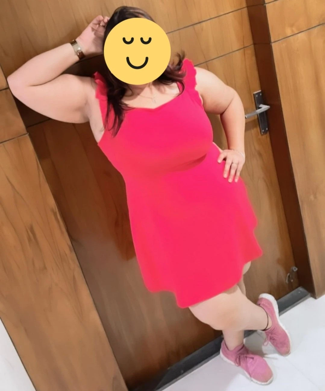 Farha – Indian escort in Mumbai — 8 / 9