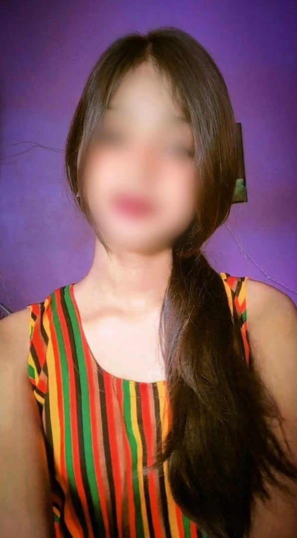 Asha Real Meet Cam Show – Indian escort in Hyderabad — 3 / 5