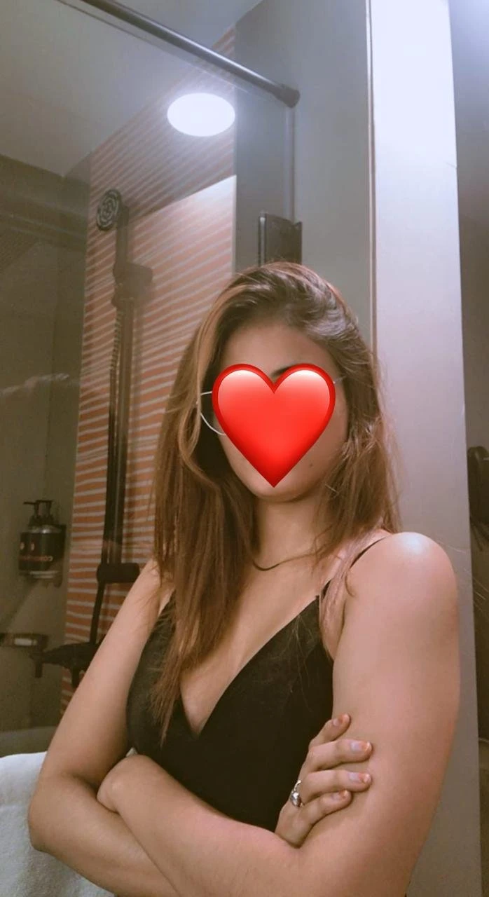 High Class & Model In/out Call Available – Indian escort in Mumbai — 4 / 6