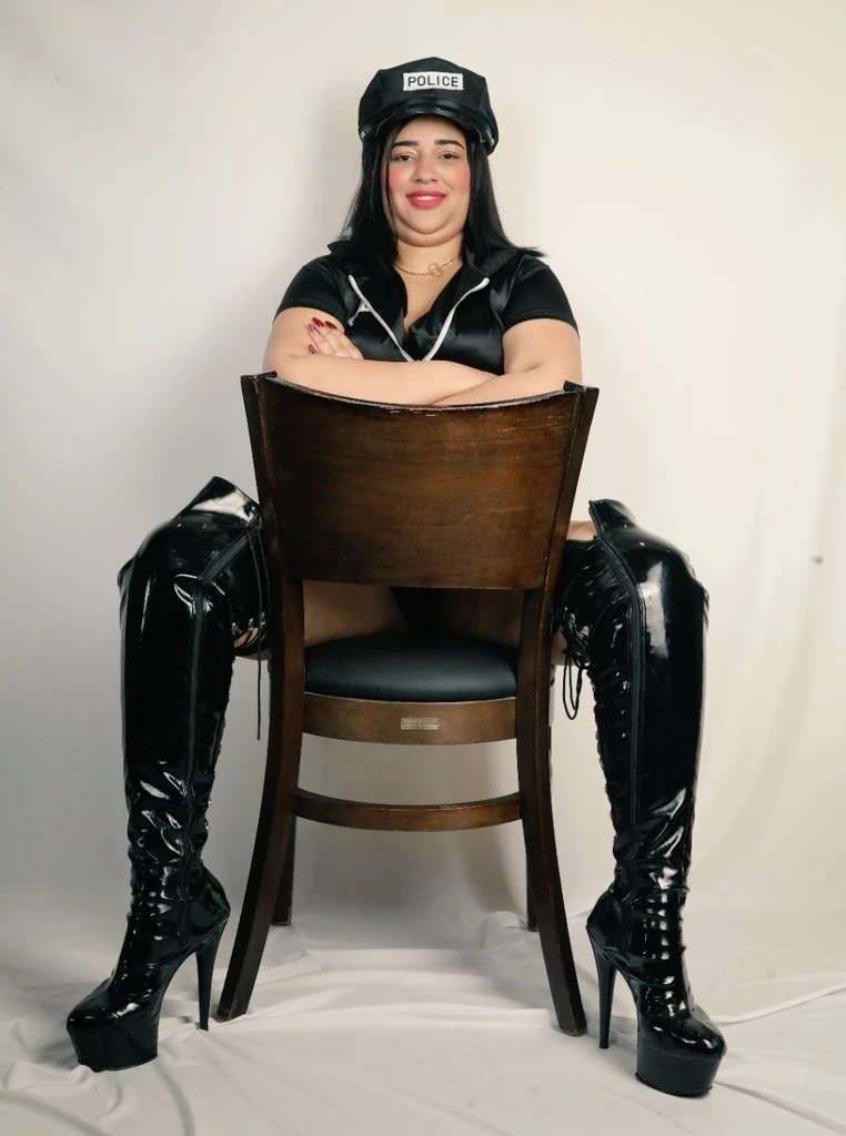Sex. Anal.. mistress.. outcall – Syrian escort in Marrakech — 7 / 31