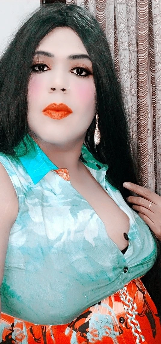 Madhu Randi – Indian escort in New Delhi — 21 / 31