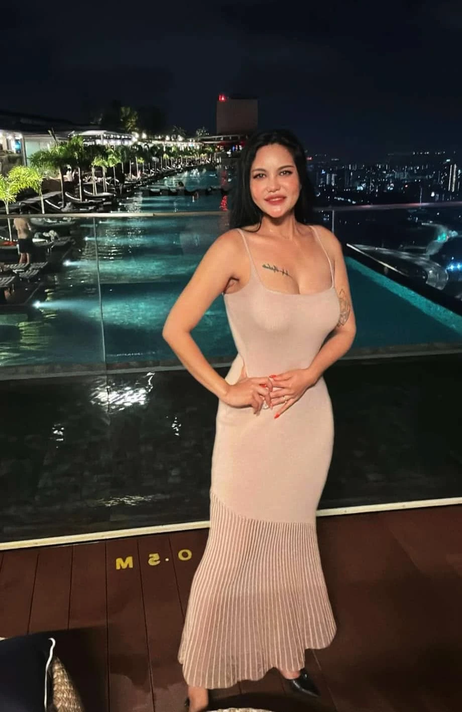 Christine, ready and willing to go – Thai escort in Hong Kong — 11 / 20
