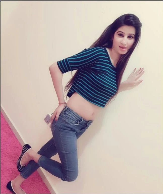 Amina Butt – Pakistani escort in Lahore — 4 / 10