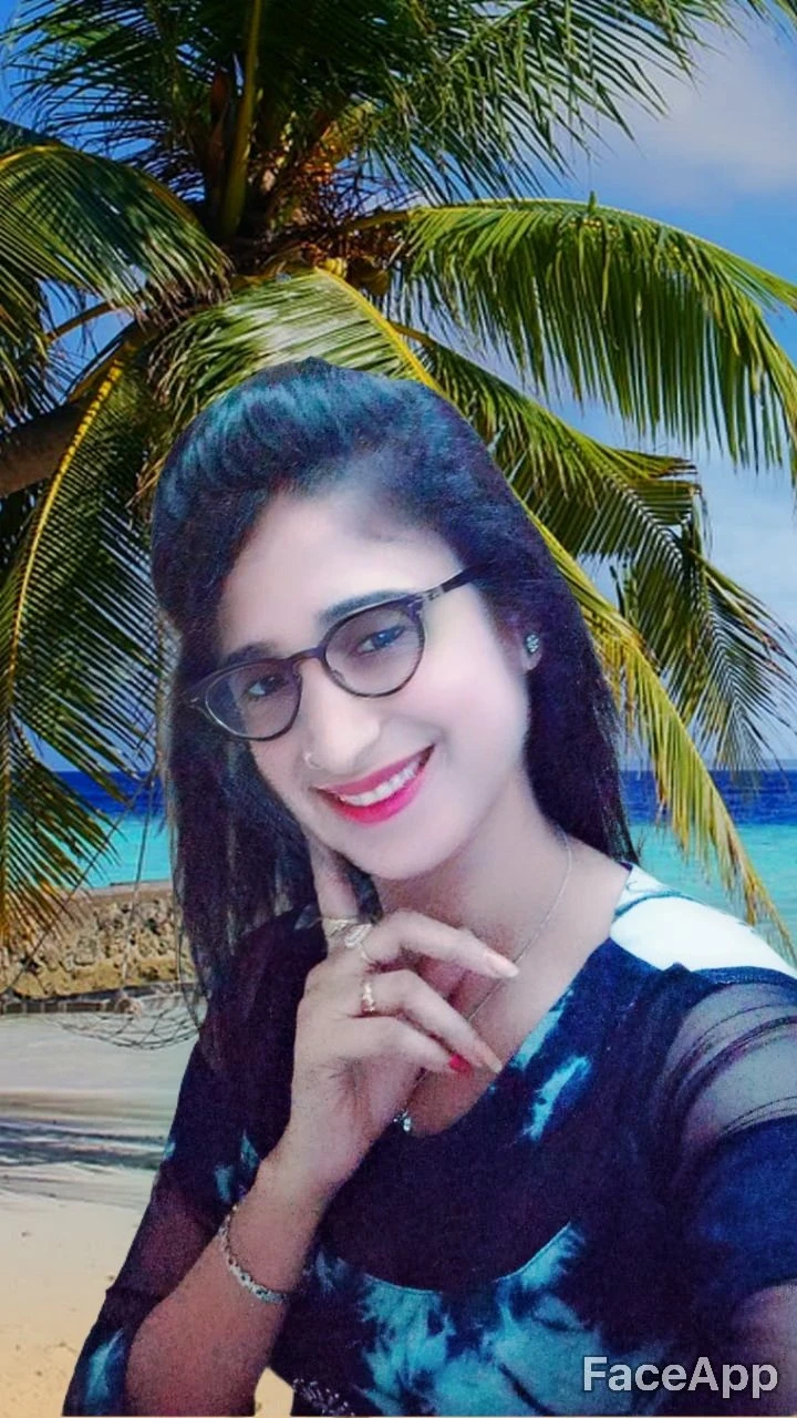 Neha Sharma – Indian escort in Kolkata — 3 / 7