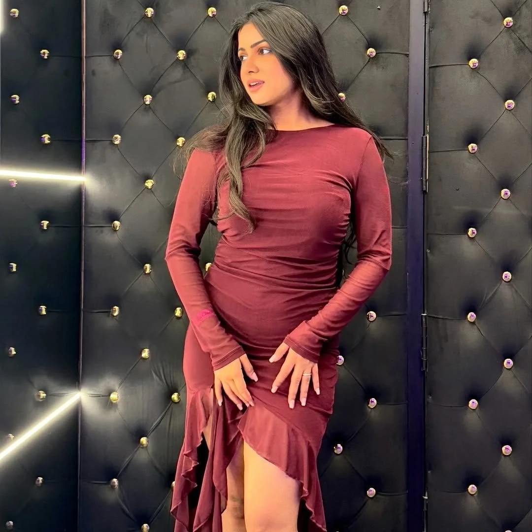 Sneha Patel – Indian escort in Rajkot — 2 / 4