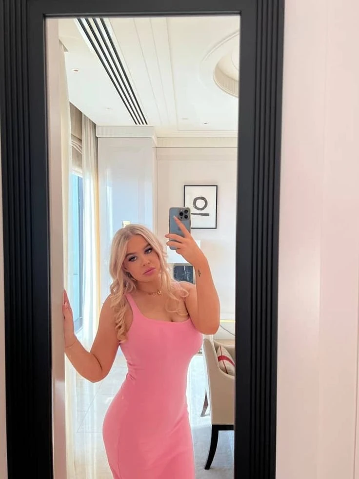 Sophia – American adult performer in Florida, Escort, Florida