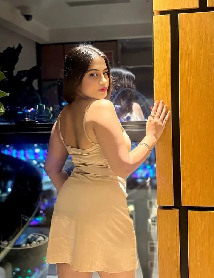 No Agents, Sakshi Cam for Paid Meet – Indian escort in Bangalore — 2 / 3