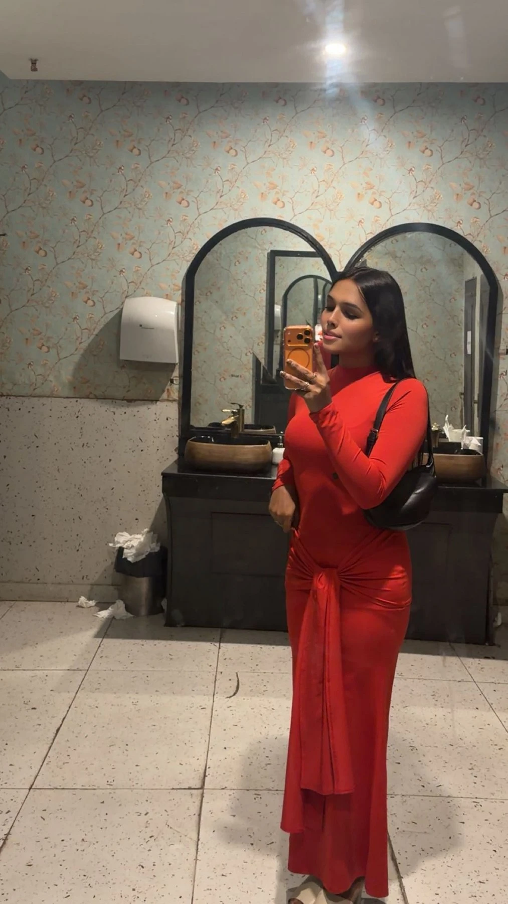 Anushka – Indian escort in Hyderabad — 3 / 24