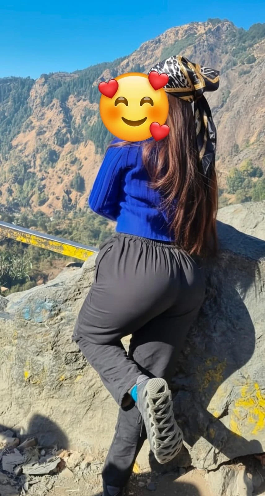 BIG BOOBS RIMMING QWEEN – Indian escort in Noida — 4 / 11