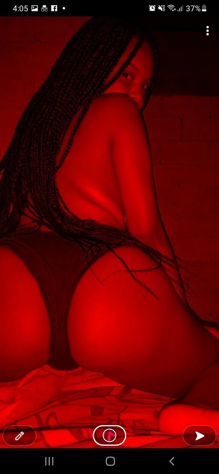 Smally – Venezuelan escort in Port of Spain — 2 / 7