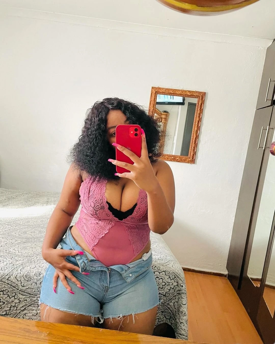 Mistress Athena – Gambian escort in Beirut — 3 / 9