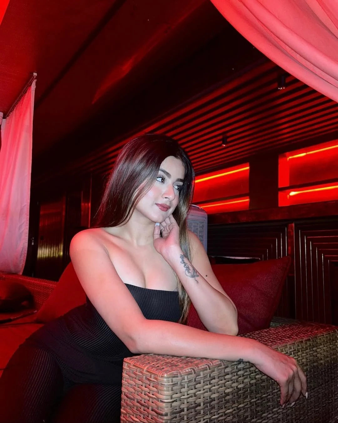 Riya – Indian escort in Shillong, Escort, Shillong