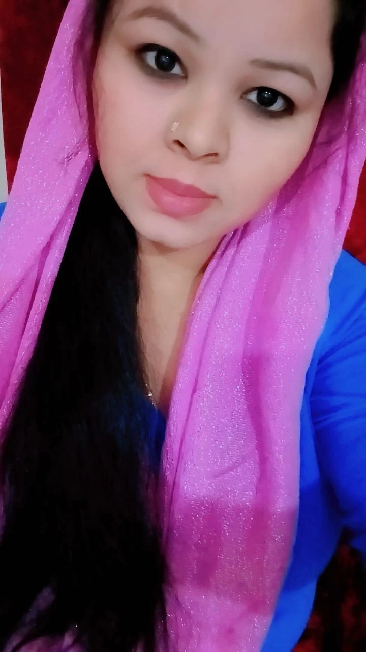 Pihu – Indian escort in New Delhi — 2 / 3