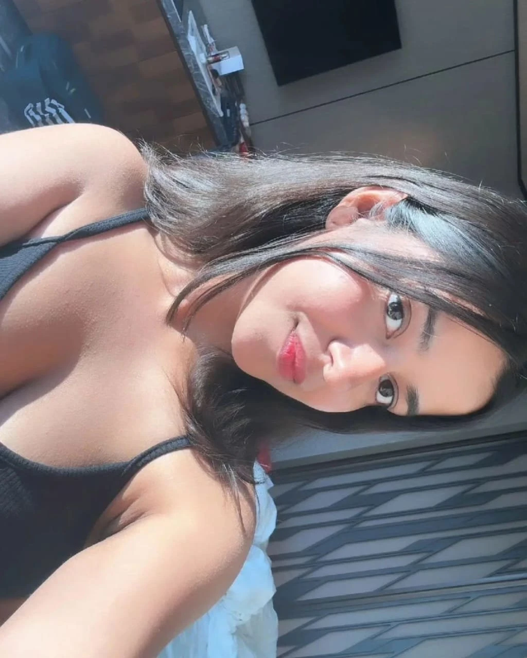 Megaa – Indian escort in Mumbai — 1 / 4