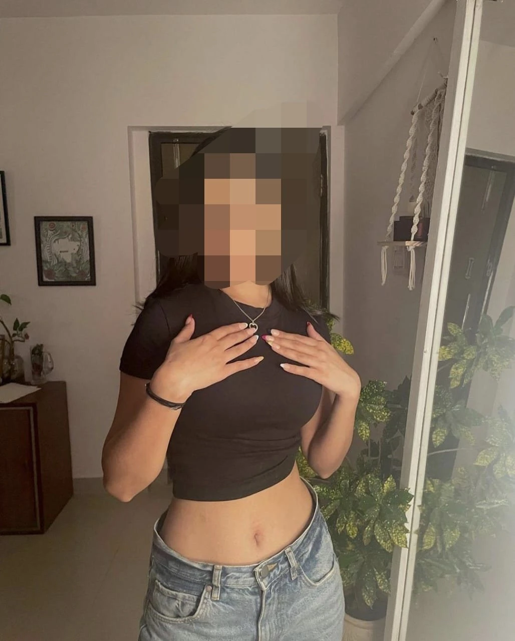 BHAVNA INDEPENDENT CUM & REAL , ORAL – Indian escort in Mumbai — 4 / 5