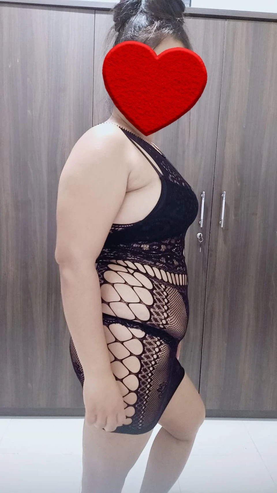 Rishika @ Cam Show – Sri Lankan escort in Colombo — 7 / 12