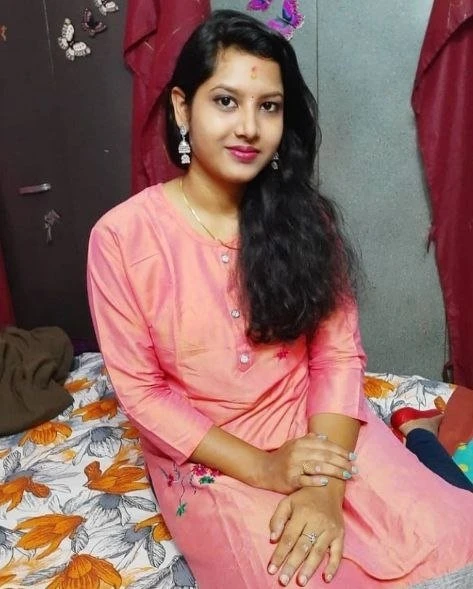 Kanika Pandey – Indian escort in Kochi, Escort, Kochi