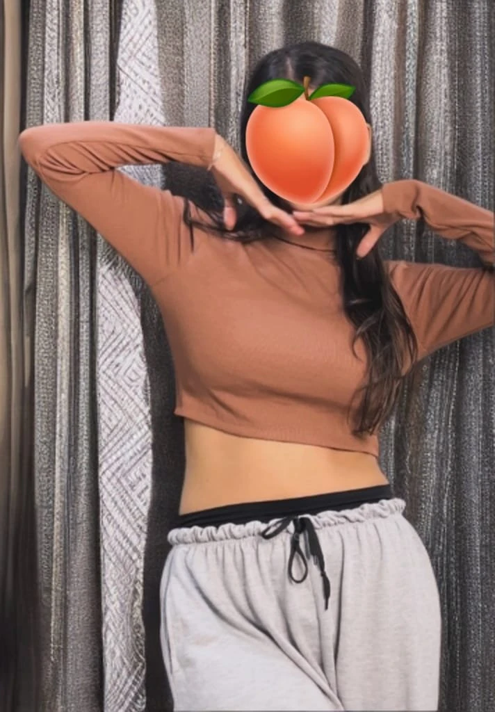 Amisha (Cam N Meet) – Indian escort in Noida — 3 / 9
