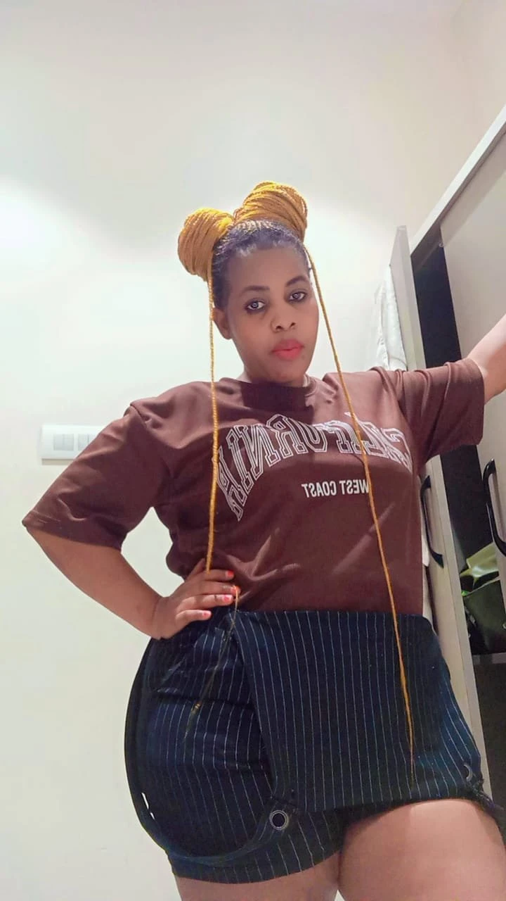 Shilla African Sex Queen – South African escort in Mumbai — 1 / 5