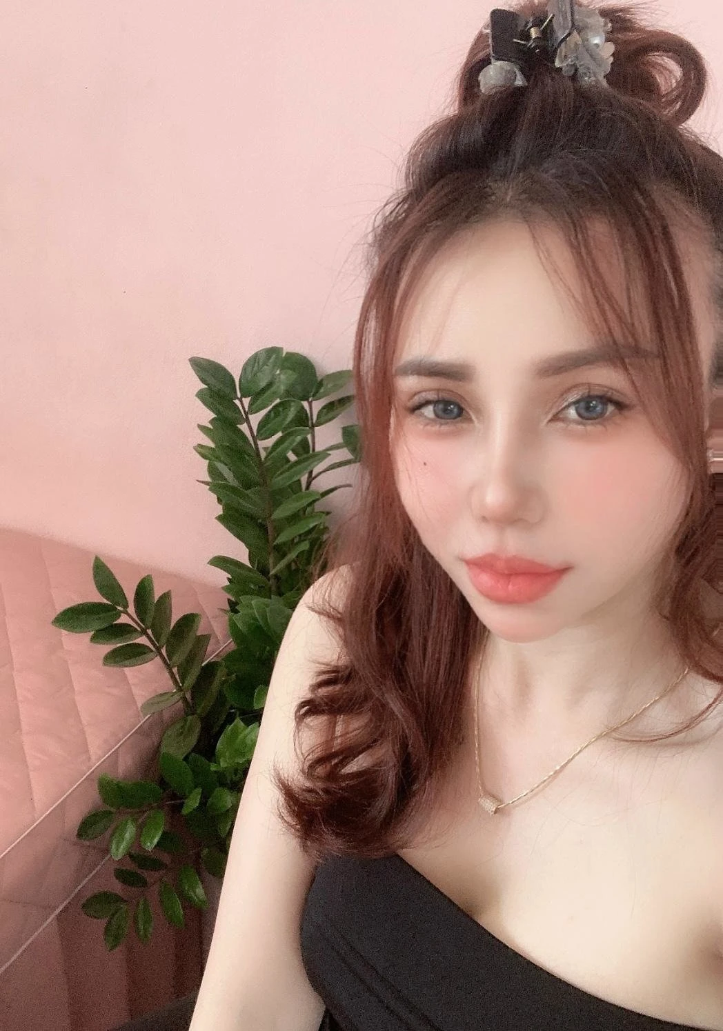 Zizi – Vietnamese escort in Hanoi, Escort, Hanoi