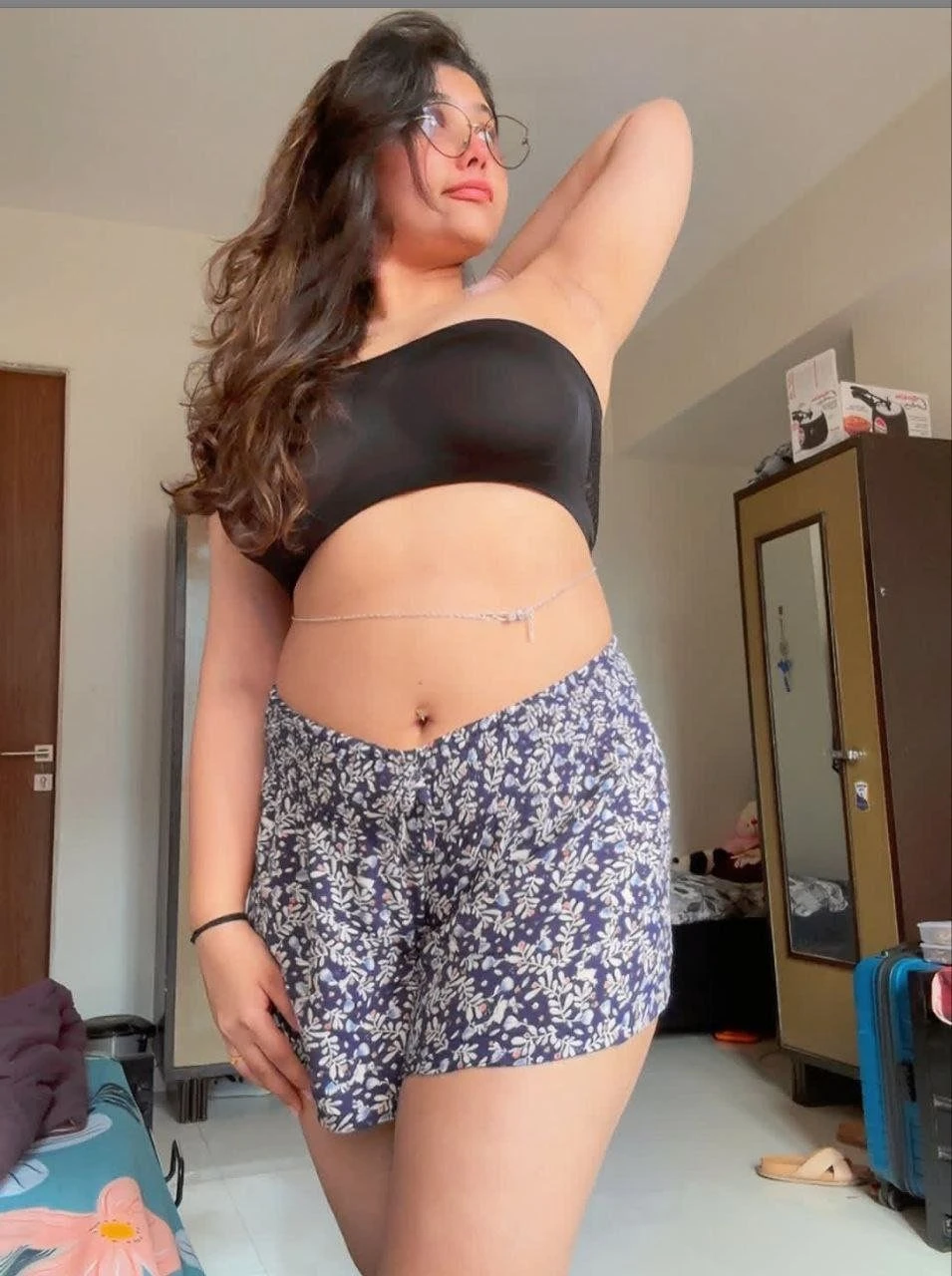 Simran Independent Cash Payment – Indian escort in Hyderabad — 2 / 3
