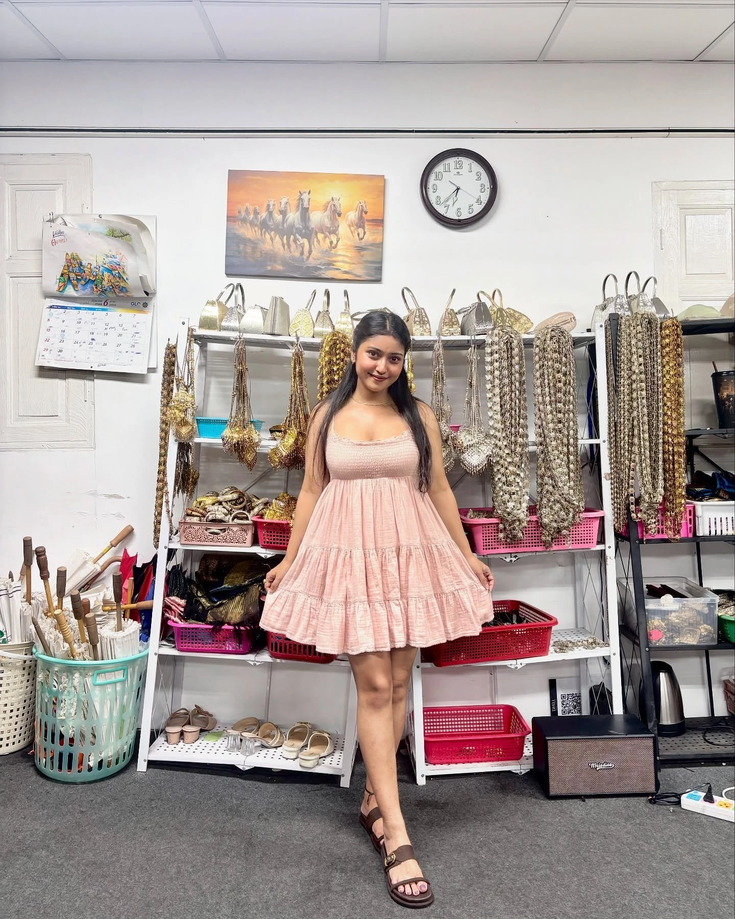 Kritika – Indian escort in Lucknow — 4 / 5