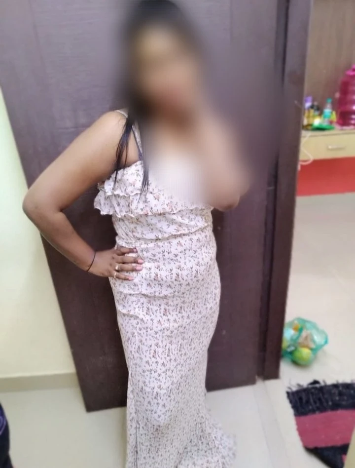 Somya cam show and real meet GFE – Indian escort in Navi Mumbai — 3 / 4