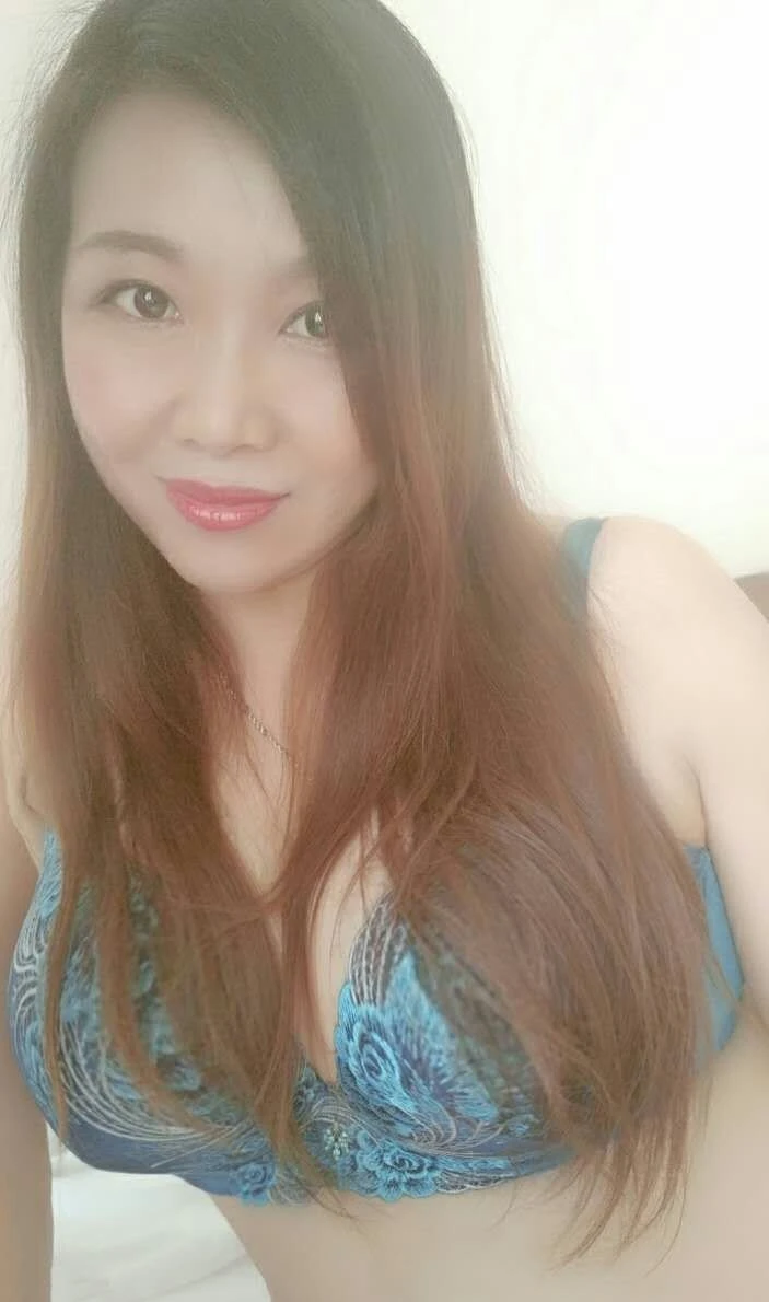 Lyly – Laotian escort in Colombo — 6 / 7
