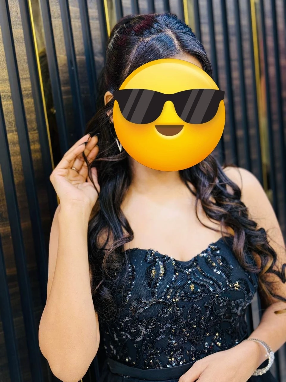 Suhani "Where elegance meets desire" – Indian escort in Mumbai — 4 / 8