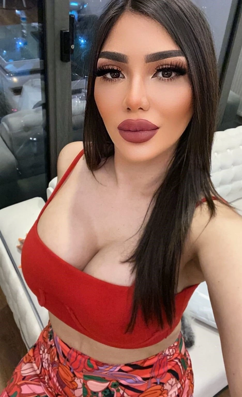 Hazel – Turkish escort in Budva — 4 / 5
