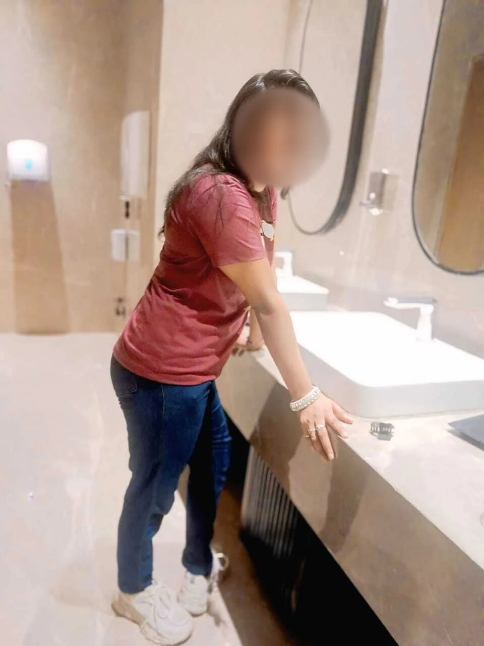 Neha Lucknow Independent – Indian escort in Lucknow — 1 / 3