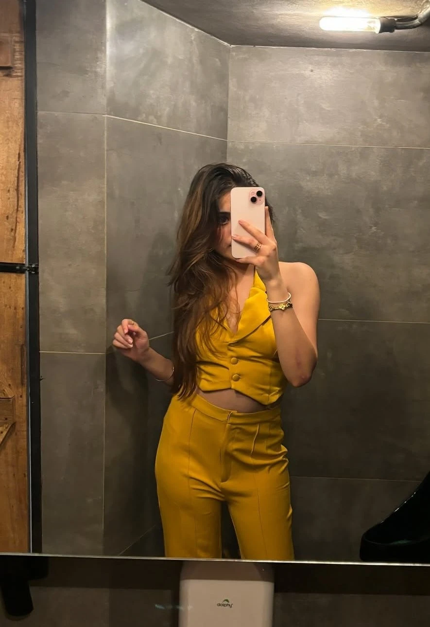 Independent Escort Nude Cam/real Meet – Indian escort in Surat — 3 / 4