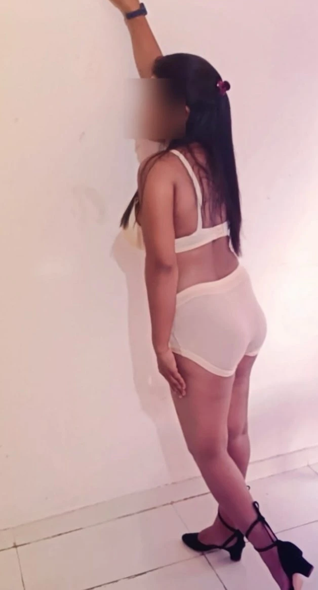 Rinky Cam Session and Real Meet – escort in Mumbai — 12 / 18