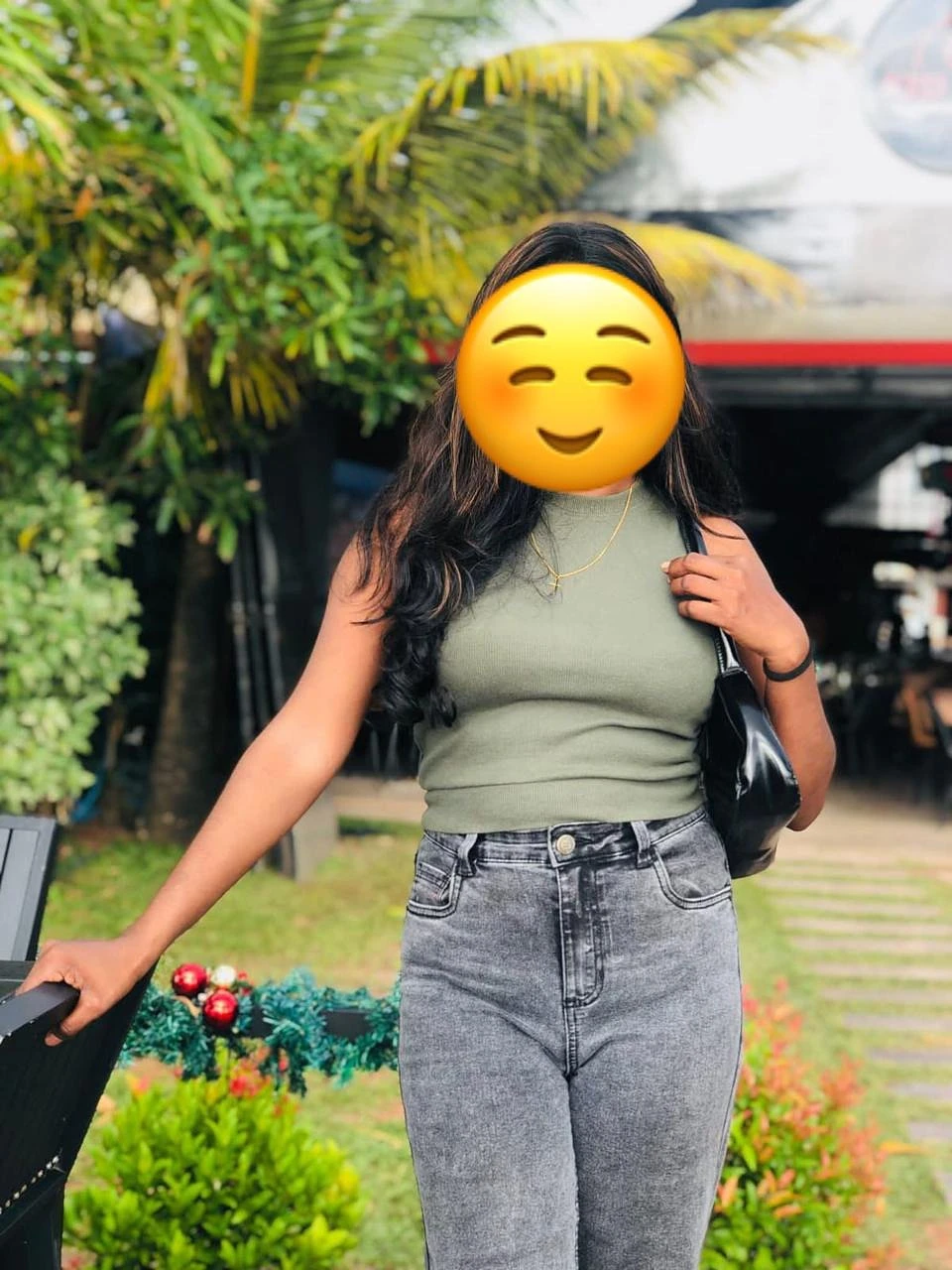 Sachini – Sri Lankan escort in Colombo — 5 / 7