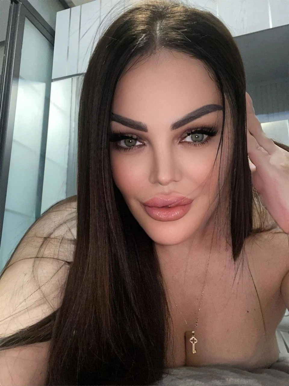 Real Meet Young Hot Russian & Indian – Russian escort in Pune — 4 / 8
