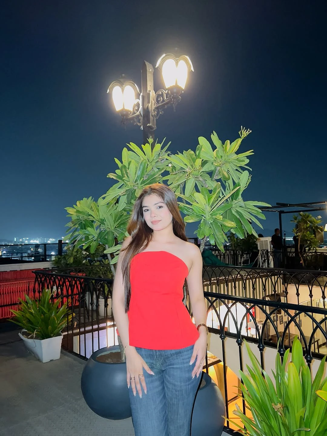 Laxitha – Indian escort in Madurai — 2 / 4