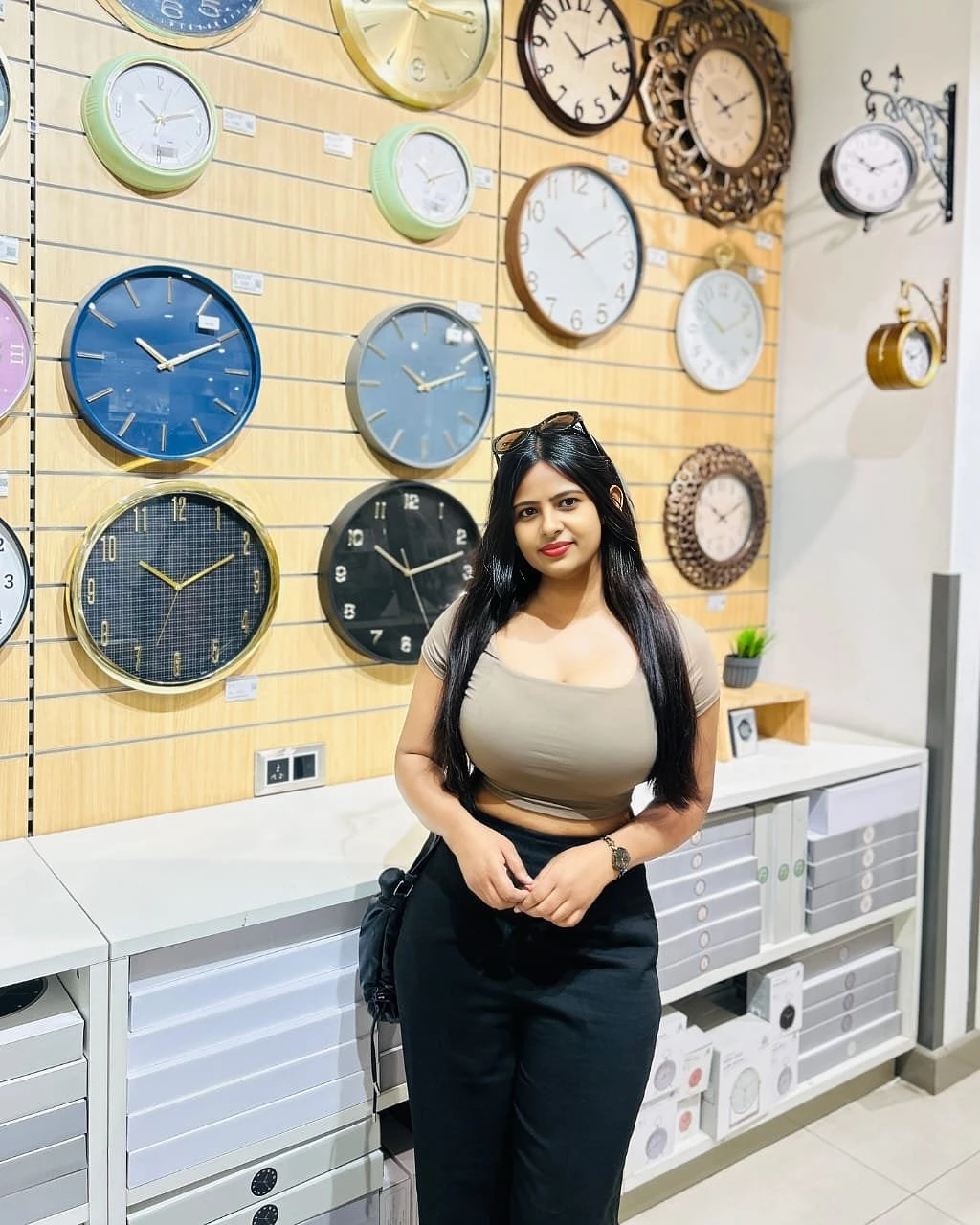 Dipti Incall & Outcall Available 24×7 – Indian escort in Galway — 2 / 7