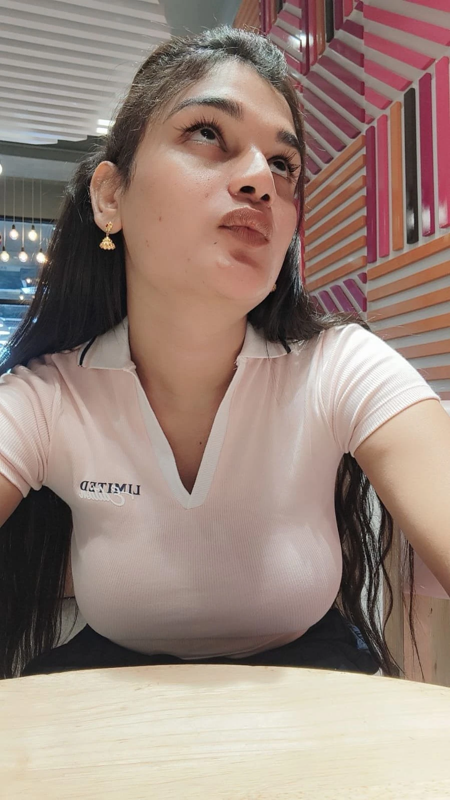 Kavya – Indian escort in Hyderabad — 3 / 8
