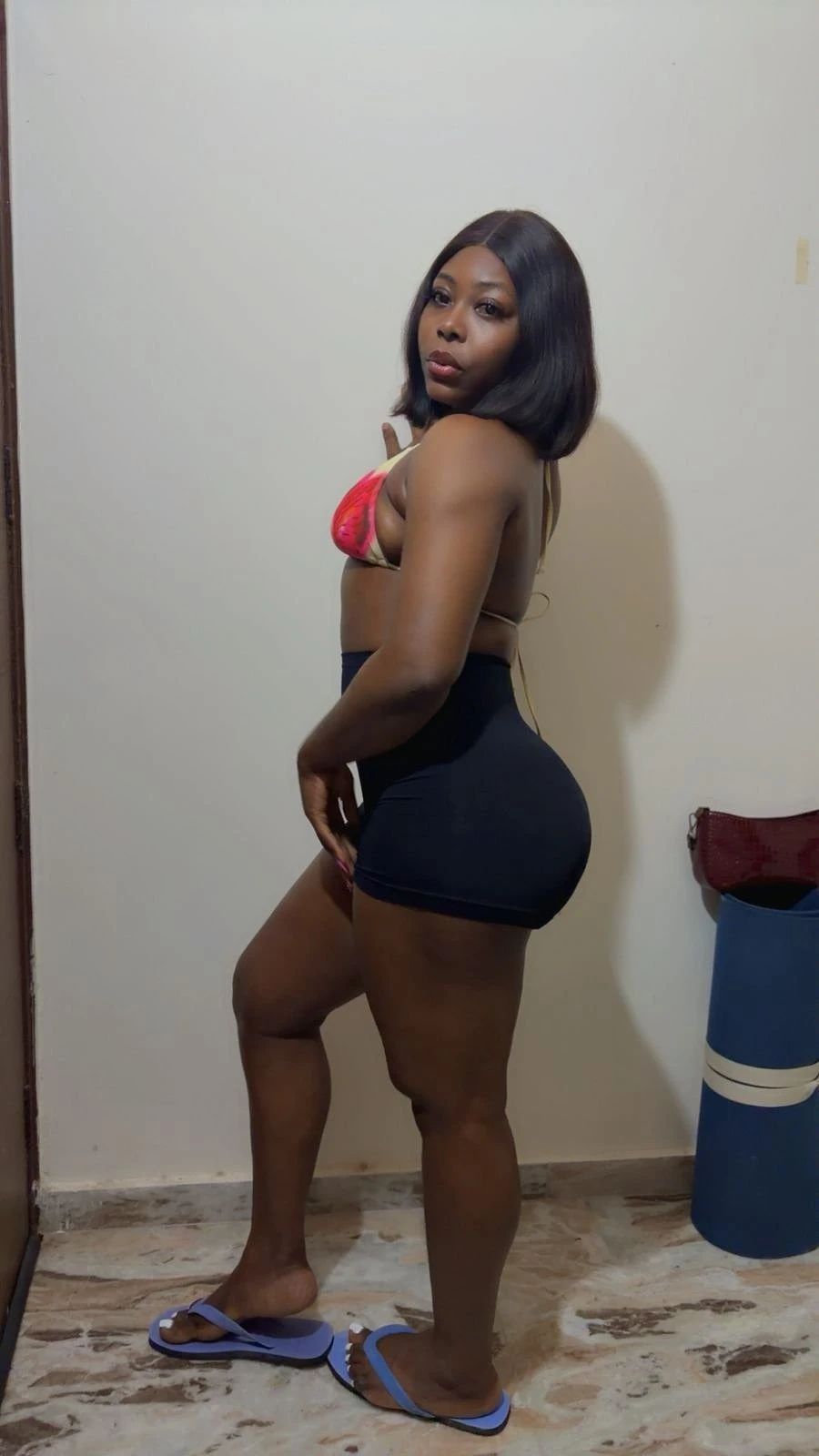 Ella – Ghanaian escort in New Delhi — 8 / 9
