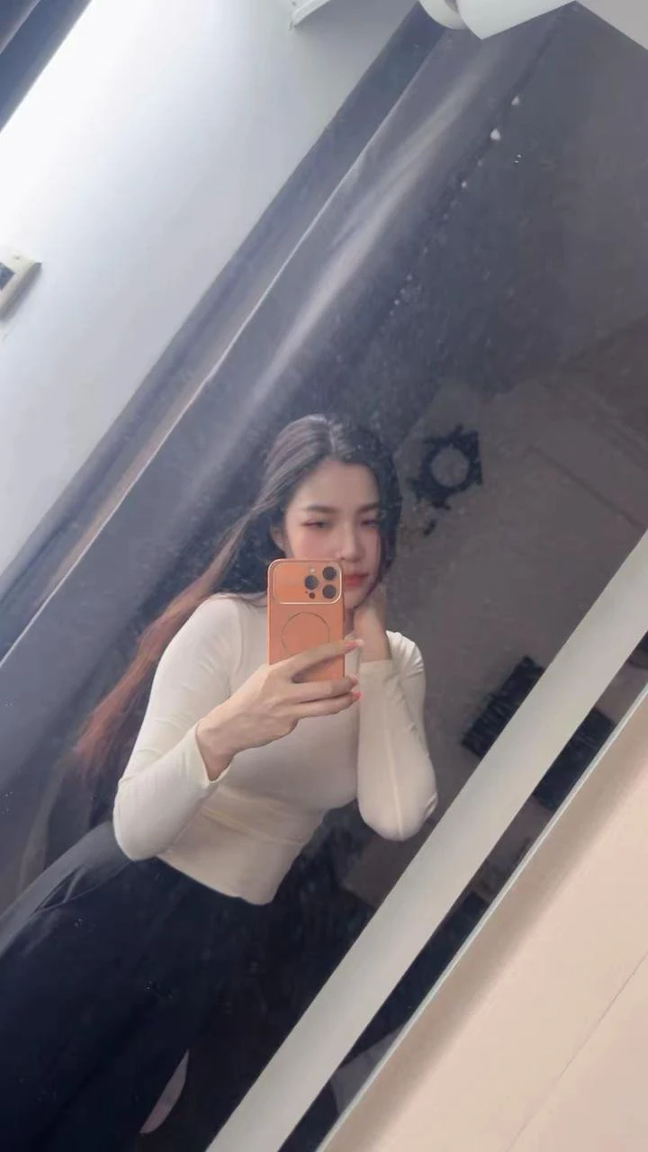 Creampie, Deepthroat, Cim D1 – Vietnamese escort in Ho Chi Minh City — 9 / 10