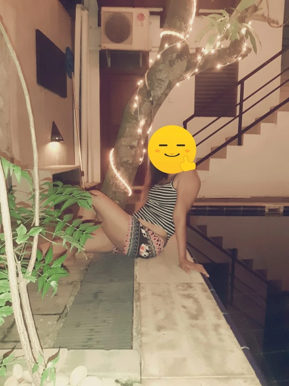Malshi – Sri Lankan masseuse in Colombo — 3 / 4