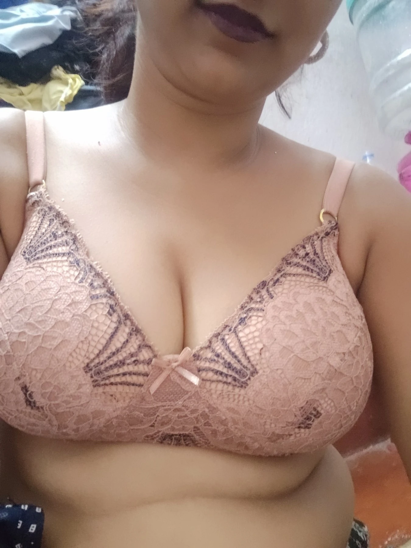 Annu(independent)meet & Cam Show Escort – Indian escort in Mumbai — 1 / 2
